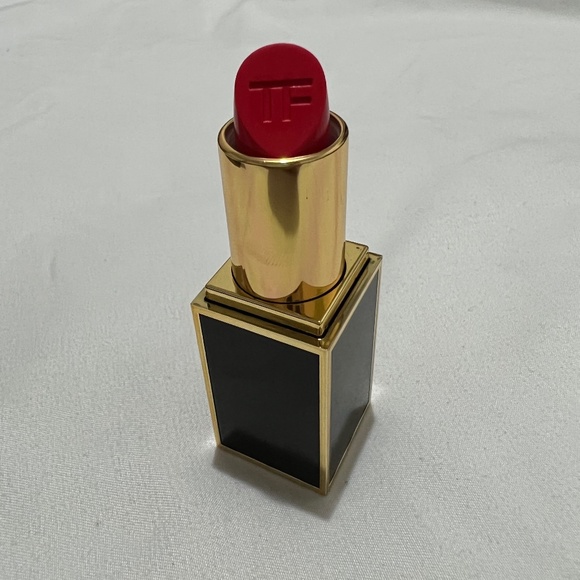 Tomford lipstick - Picture 1 of 5